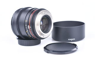 Rokinon 85 mm f/1,5 UMC Version II pro Canon bazar