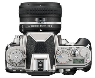 Nikon Df + 50 mm