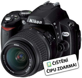 Nikon D40X + 18-135 mm AS-F DX + dalekohled Nikon Sportstar EX 8x25 DCF zdarma!