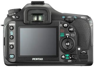 Pentax K20D + 16-50 mm