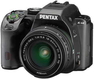Pentax K-S2 + 18-50 mm WR + 50-200 WR