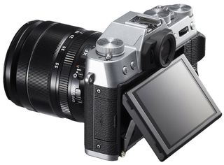 Fujifilm X-T10 + 18-55 mm stříbrný + 32GB karta + brašna Oslo 14Z + ochrana LCD!