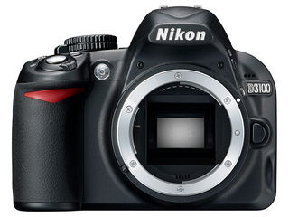 Nikon D3100 + 18-105 mm VR 