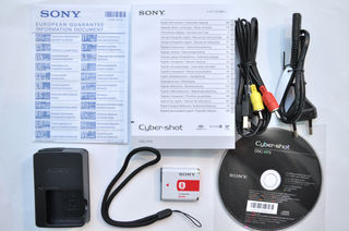 Sony CyberShot DSC-H70 červený