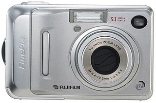 Fuji FinePix A500 stříbrný
