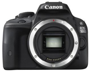 Canon EOS 100D + 18-55 mm IS STM + 16GB karta + brašna + filtr 58mm + pojištění krádež/poškození!