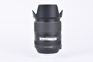 Nikon 18-300mm f/3,5-6,3 AF-S DX G ED VR bazar