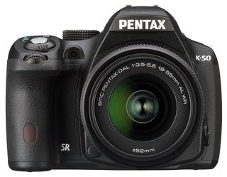 Pentax K-50 + 18-55 mm DA L AL WR