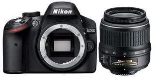 Nikon D3200 + 18-55 mm II
