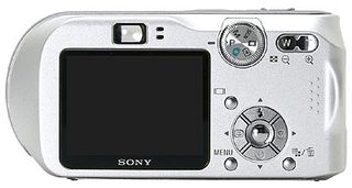Sony DSC-P200 stříbrná