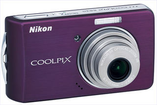 Nikon CoolPix S520 fialový + 2x 2GB karta zdarma!