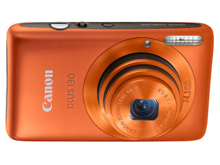 Canon IXUS 130 oranžový