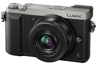 Panasonic Lumix DMC-GX80 + 12-32 mm