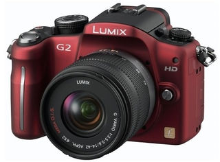 Panasonic Lumix DMC-G2 červený + 14-42 mm + 45-200 mm