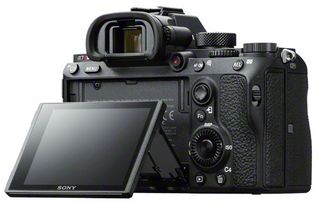 Sony Alpha A7R III A + FE 24-105 mm f/4,0 G OSS SEL
