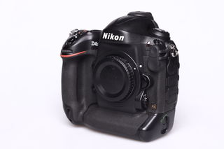 Nikon D4S tělo bazar