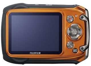 Fuji Finepix XP150 oranžový + 8GB karta + pouzdro Boy 80 + plovoucí poutko!