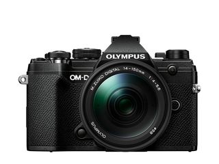 Olympus OM-D E-M5 Mark III + 14-150 mm II