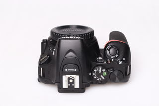 Nikon D5600 tělo bazar