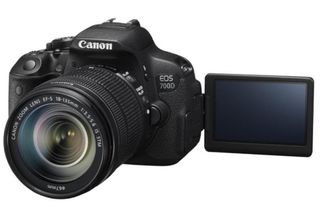 Canon EOS 700D + 18-55 mm IS STM + hledáček + mikrofon VideoMic GO + video konzola!