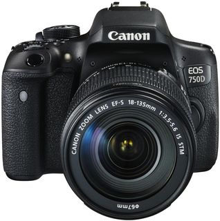 Canon EOS 750D + 18-55 mm IS STM + originální brašna + 8GB Ultra karta + čisticí utěrka