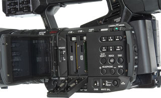 Canon XF200