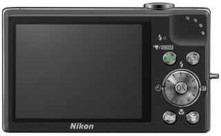 Nikon CoolPix S640 stříbrný