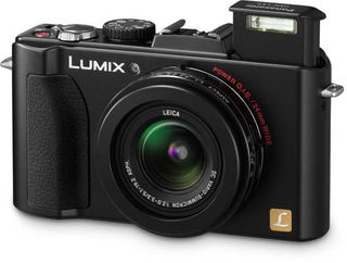 Panasonic Lumix DMC-LX5 + předsádka LWA52E + redukce LA6E + UV filtr Tiffen!