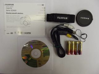 Fuji FinePix S2980