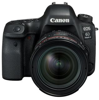 Canon EOS 6D Mark II + Tamron 24-70 mm