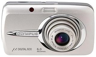 Olympus Mju 600 Digital stříbrný + Mju digital kit!!!
