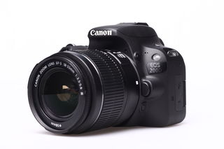 Canon EOS 200D + 18-55 mm DC III bazar