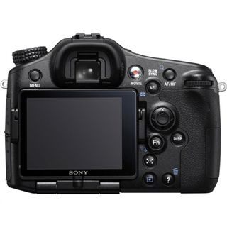 Sony Alpha A77 + 18-135 mm 
