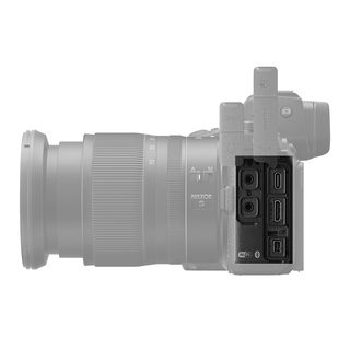 Nikon Z6 II + 24-70 mm + FTZ adaptér