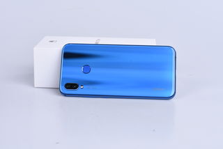 Huawei P20 Lite modrý bazar