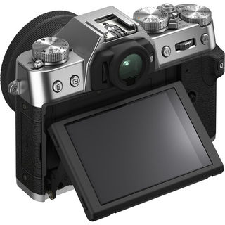 Fujifilm X-T30 II + 15-45 mm