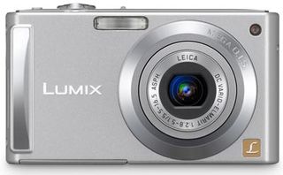 Panasonic Lumix DMC-FS3 stříbrný