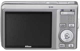 Nikon CoolPix S550 stříbrný + SD 2GB karta