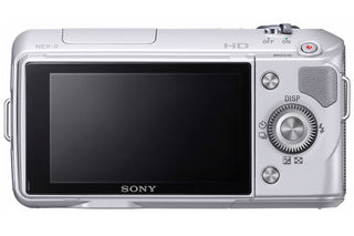 Sony NEX-3 stříbrný + 18-55 mm + 16 mm