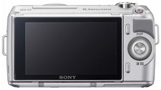 Sony NEX-C3 stříbrný + 18-55 mm