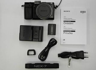 Sony NEX-7 černý + 18-55 mm + 55-210 mm