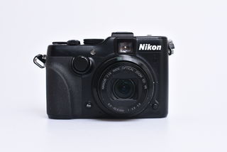 Nikon Coolpix P7100 bazar