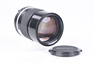 Nikon 135mm f/2,8 Series E bazar