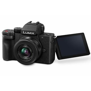 Panasonic Lumix G100 tělo černý