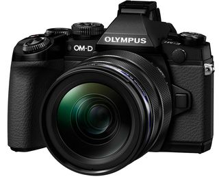 Olympus OM-D E-M1 + 12-40 mm + 40-150 mm Pro černý
