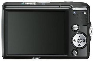 Nikon CoolPix L18 černý