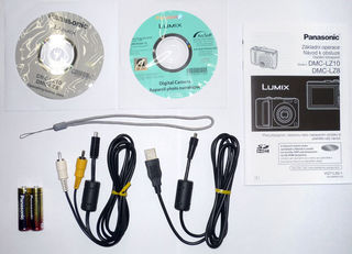 Panasonic Lumix DMC-LZ8 stříbrný + SD 2GB karta