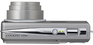 Nikon CoolPix S550 stříbrný + SD 2GB karta