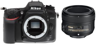 Nikon D7200 + 50 mm Set pro ČB fotografii