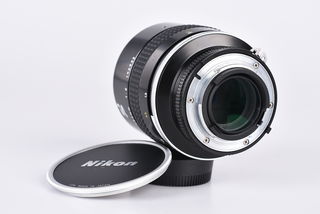 Nikon 135mm f/2 NIKKOR Ai-s bazar